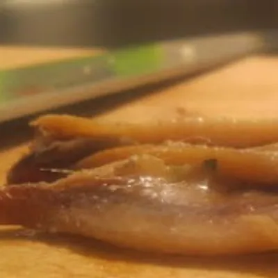 Acciughe salate condite: sapore autentico del mare siciliano