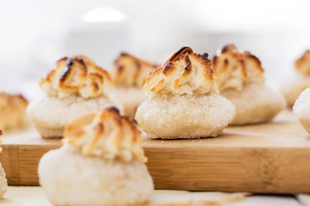 Ericini almond desires on traditional Sicilian ceramic plate