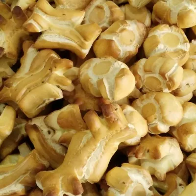 Scaurati Biscuits: A Traditional Easter Treat from Ragusa