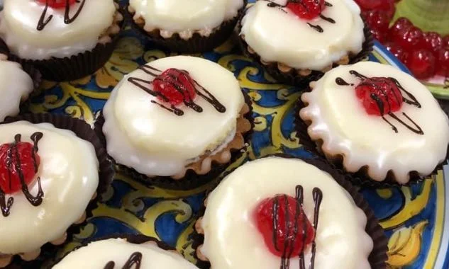 Collesano cassatine with white glaze and candied cherry