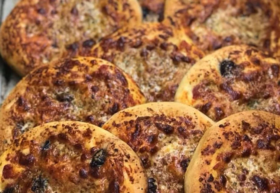 Fuazza di Racalmuto: Una pizza tipica dell'agrigentino