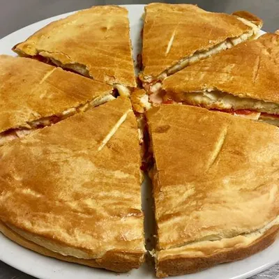 Guasteḍḍa ennese: la focaccia rustica dell’entroterra siciliano