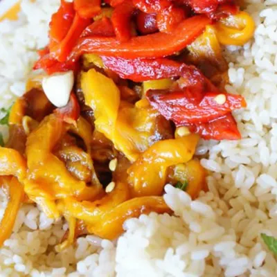 Insalata di riso e peperoni