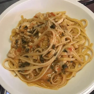 Linguine al filetto di pesce persico: gusto e leggerezza in tavola