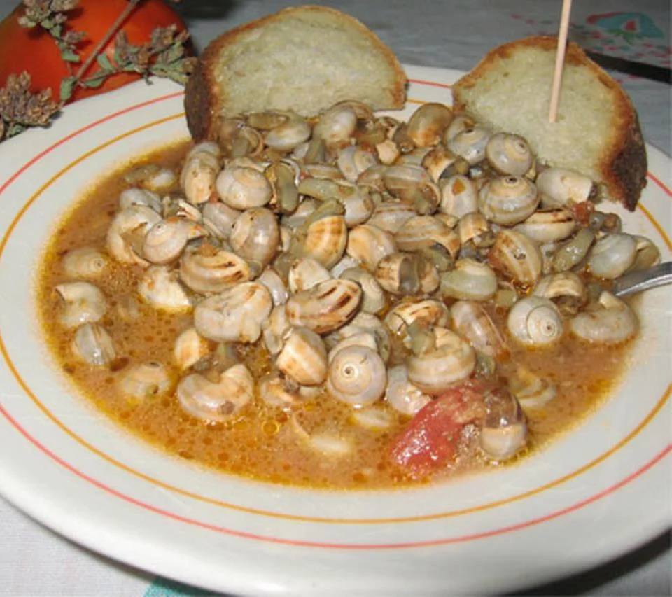 Lumache a ghiotta (babbaluci â ghiotta)