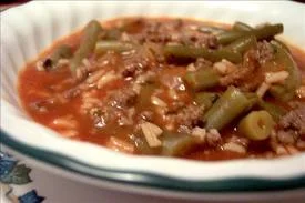 Minestra di fagiolini e salsiccia