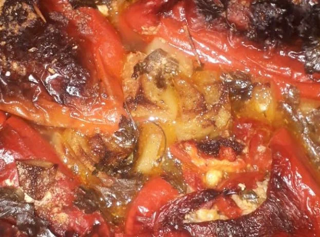 Esplora l'autentica delizia dei peperoni ripieni alla siciliana