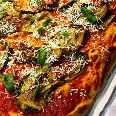 Pizza alla Norma: la regina delle pizze siciliane