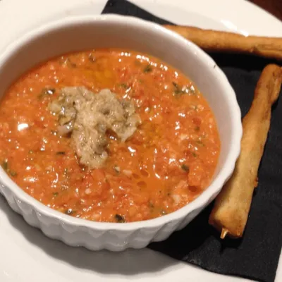 Salamoreci trapanese: Una zuppa estiva siciliana rinfrescante